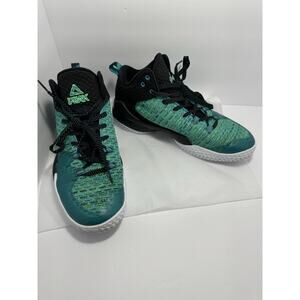 Peak Men’s‎ Basketball Shoes Size 9